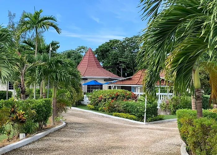 Villa Whistling Runaway Bay